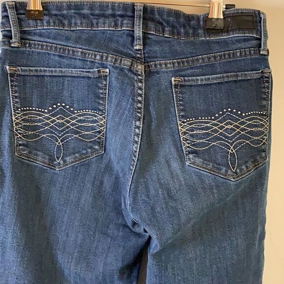 LEVI’S totally shaping skinny jeans. Five pockets medium wash - Picture 7 of 12